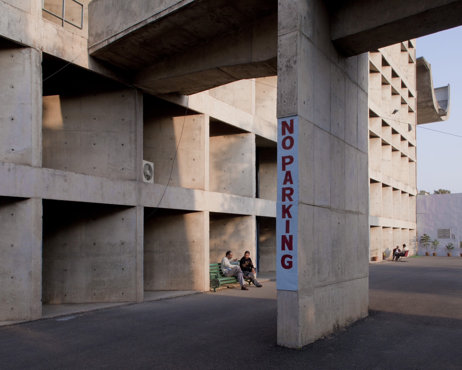 Fallen Idols, Chandigarh, architecture photograph by Mark Hadden, photo 2