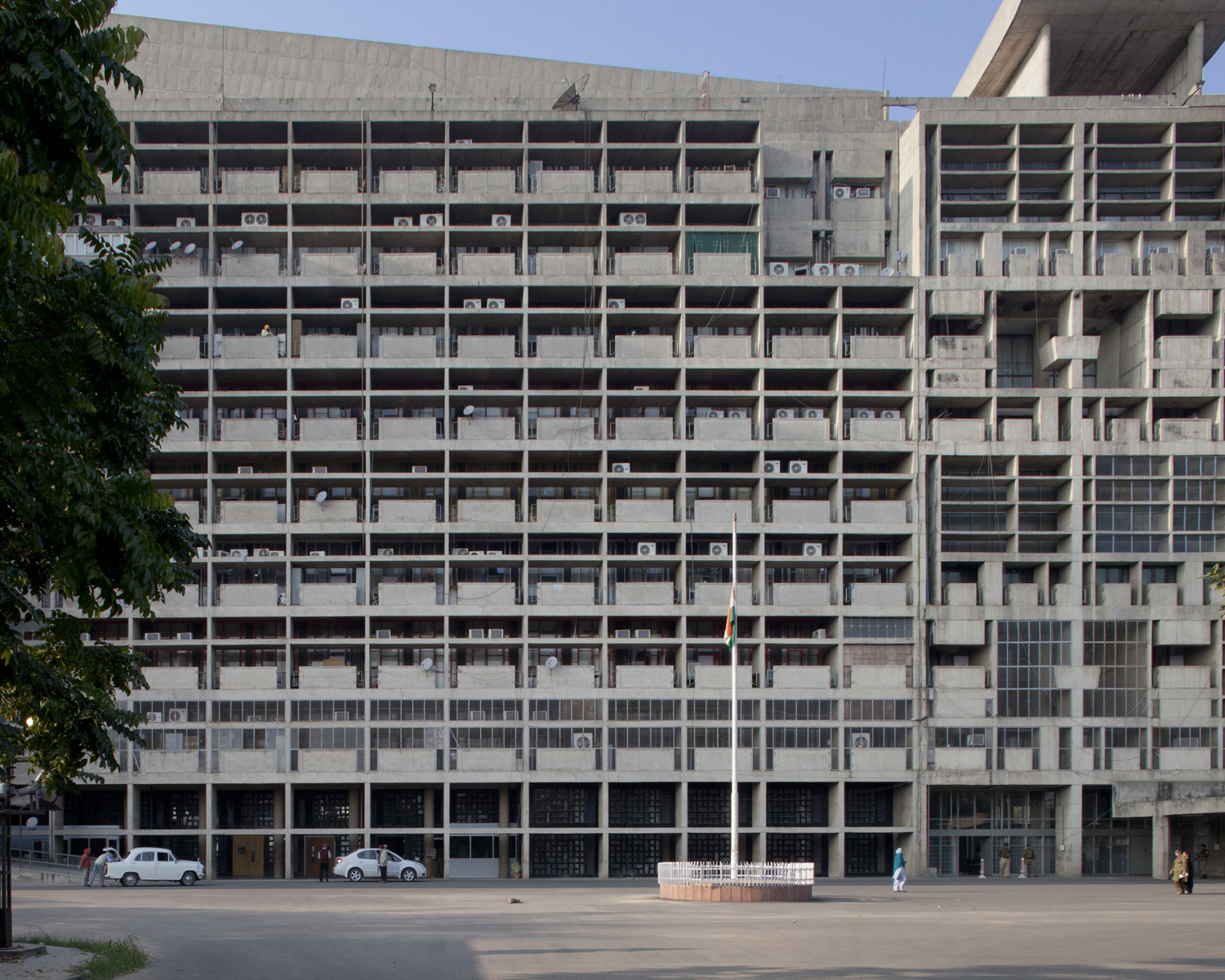 Fallen Idols, Chandigarh, architecture photograph by Mark Hadden, photo 15
